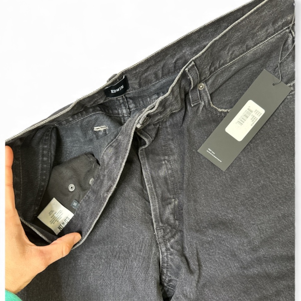 NWT Edwin straight leg Simone jeans black distressed size 31 - Picture 3 of 8